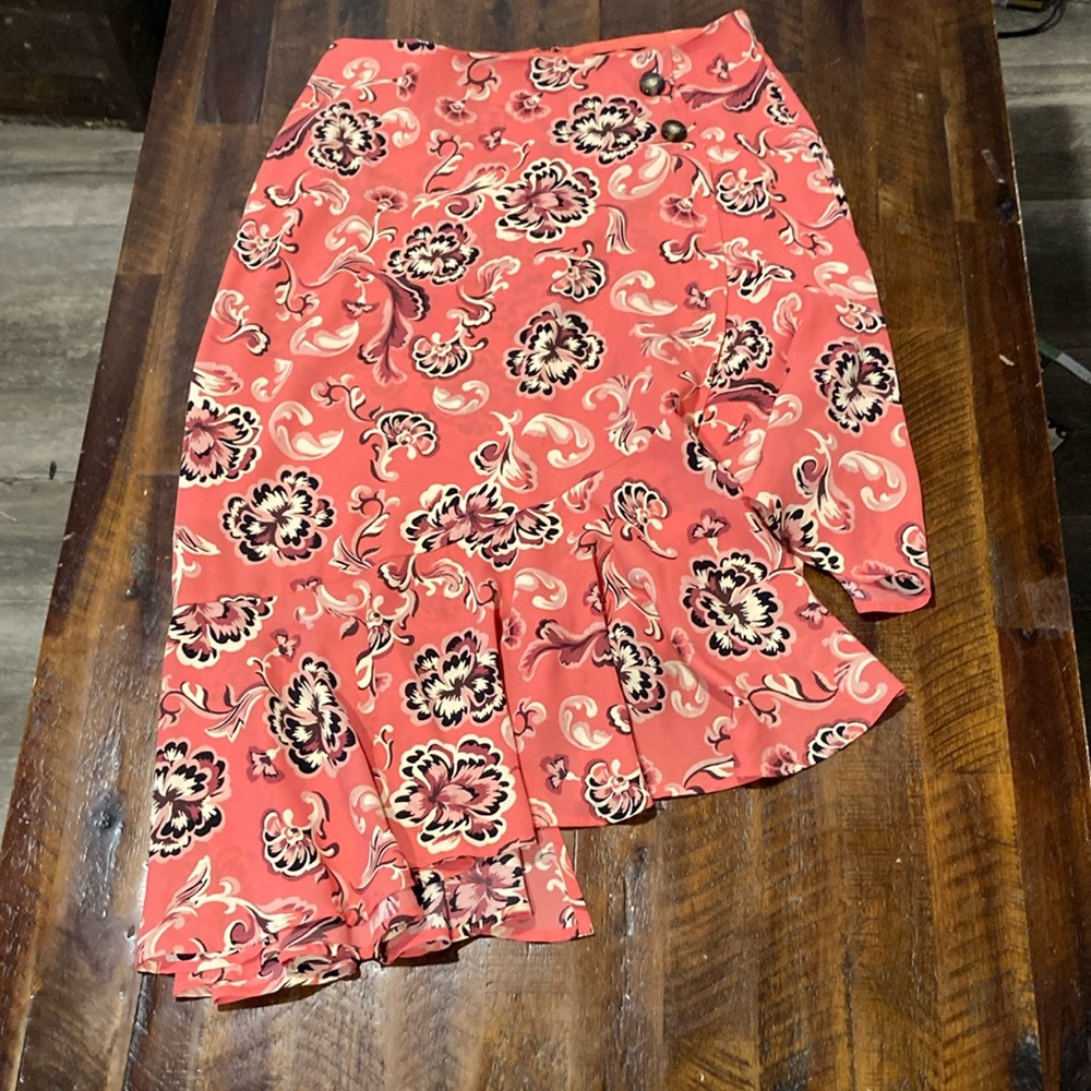 Who What Wear asymmetrical floral skirt 8